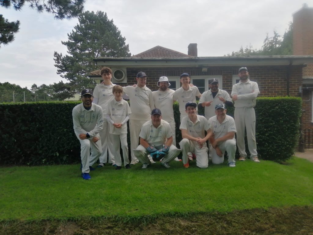 Back row - Alex East, Jordan Walkling, Billy Hawkes, Ryan Garratt, Karthik Raghavan, Paul Keenan
Front row - Sashi Sekhar, Will Jessup, Dave Bateley, Jordan Garratt, Richard Pusey